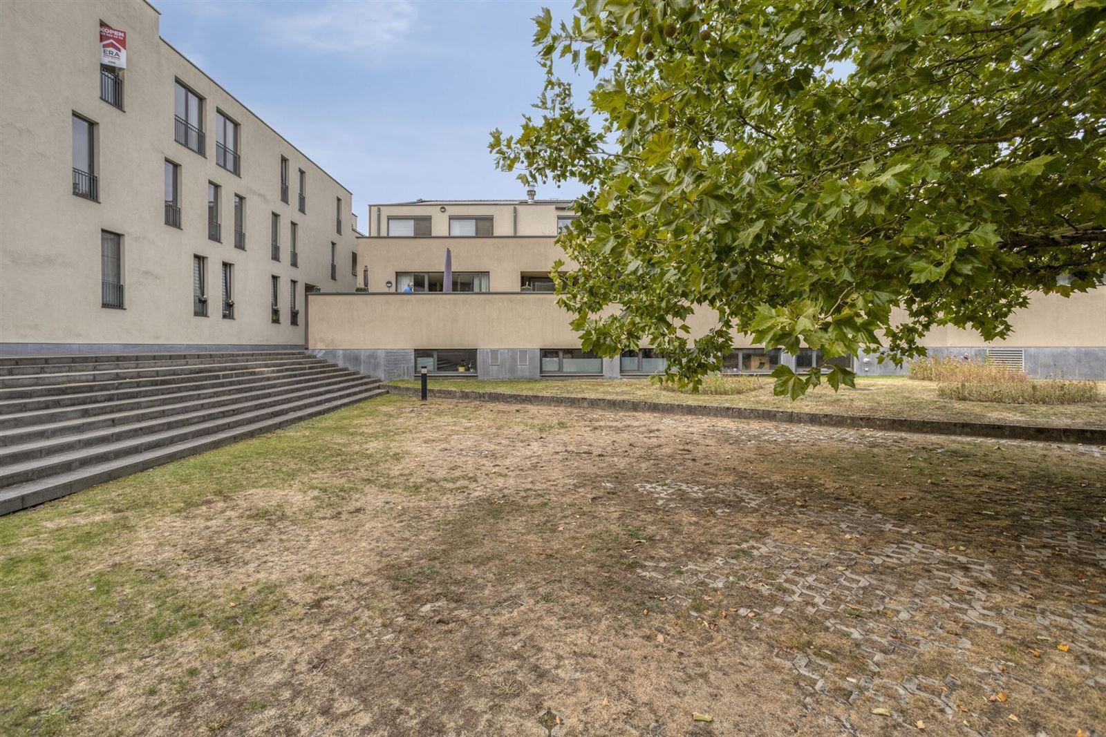 Appartement op 2de verdieping (lift) met 3 slaapkamers + terras  foto 27