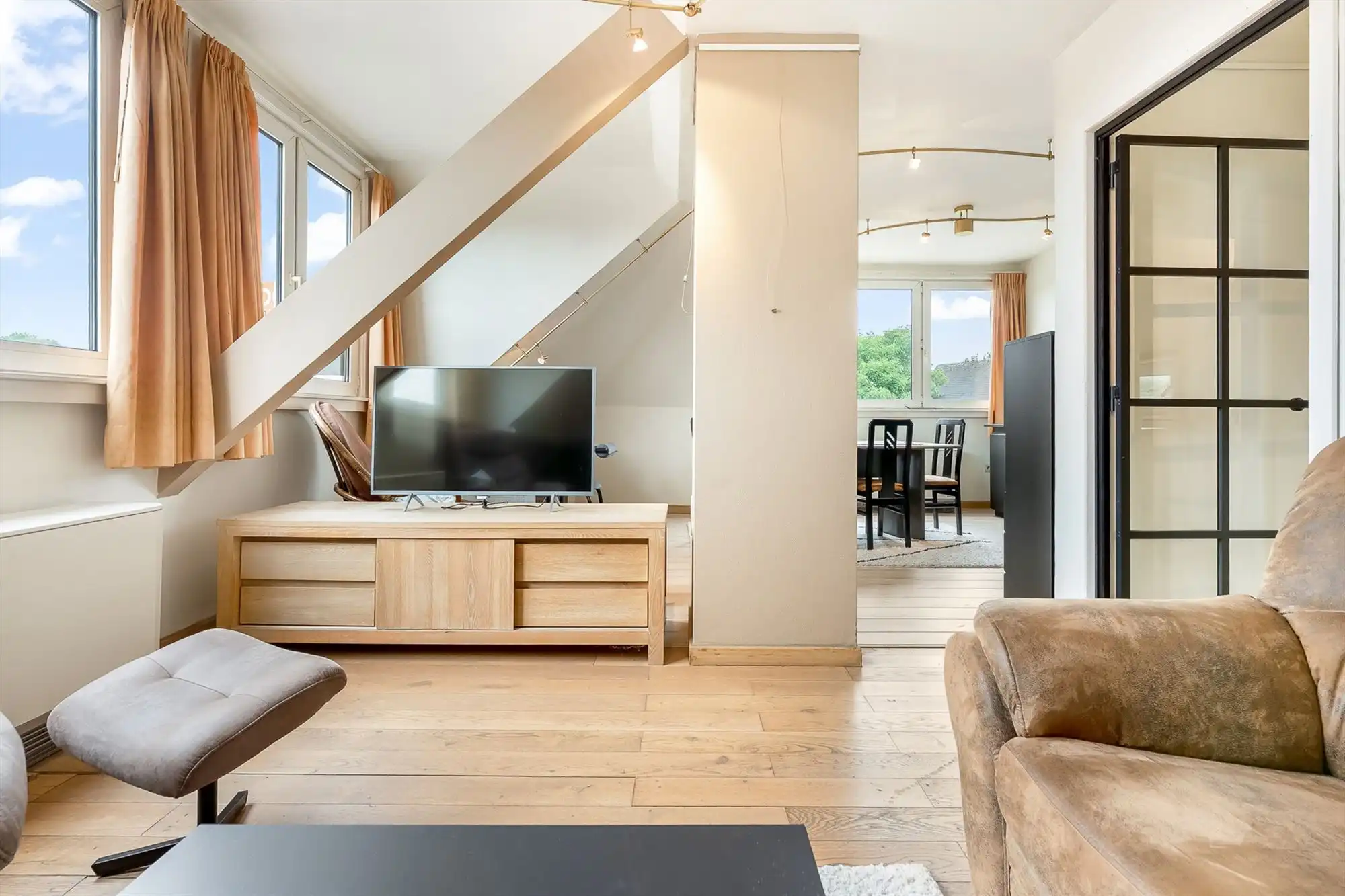 Hoofdfoto van de publicatie: INSTAPKLAAR APPARTEMENT MET RUIM ZONNETERRAS PAL IN CENTRUM BALEN