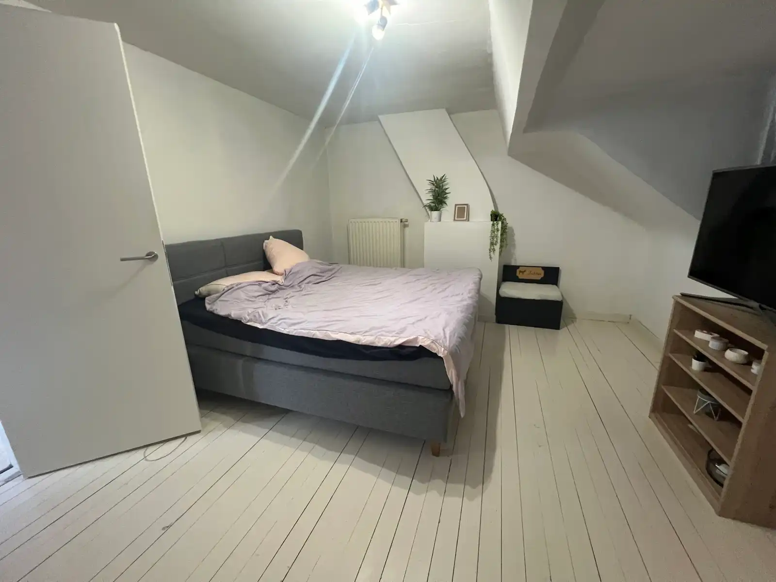 Woning met 2 slaapkamers, tuintje en ruime tuinberging foto 14