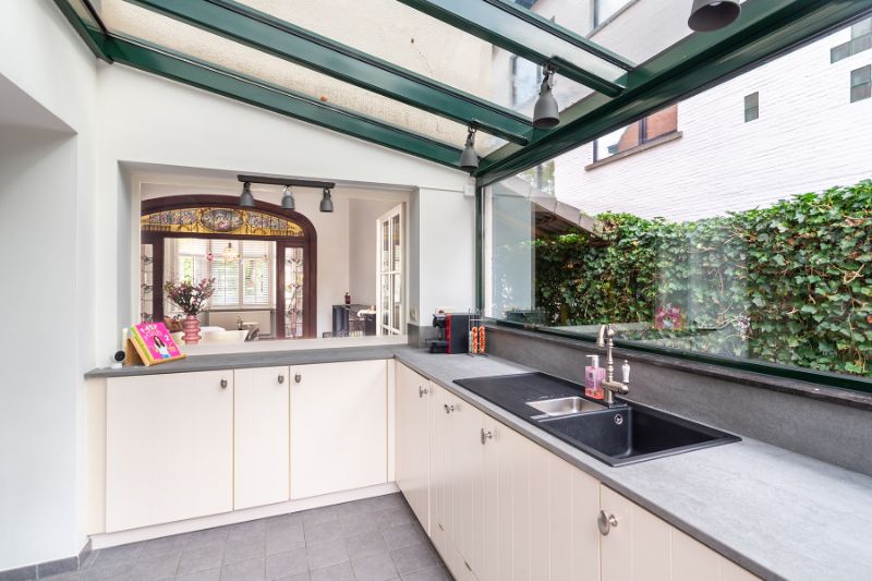 Karaktervolle, instapklare en lumineuze eigendo, ruime tuin, top locatie! foto 12