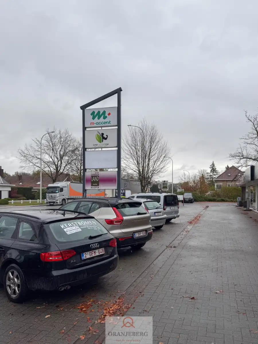 Handelsruimte langs de N9 – Lievegem foto 24