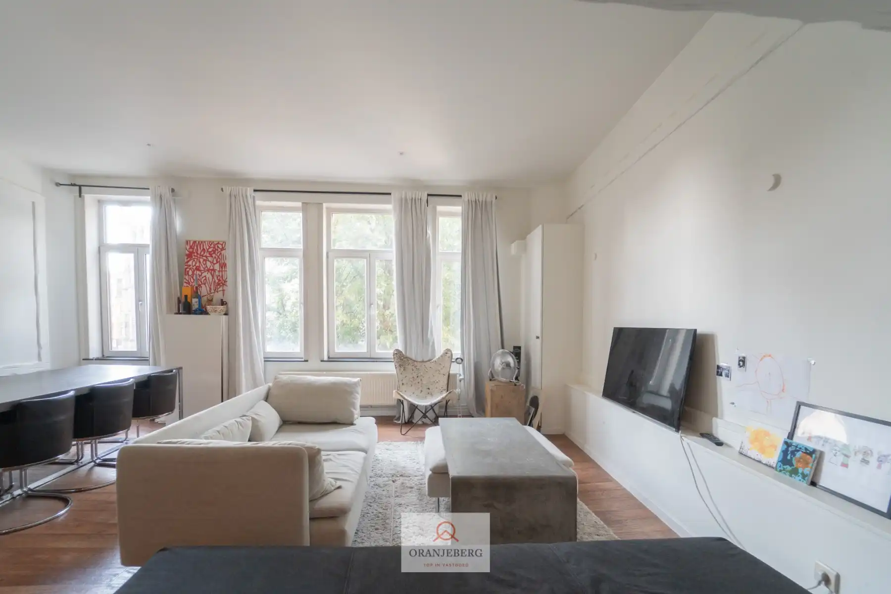 Uniek gelegen appartement in hartje Gent op het Sint-Baafsplein foto 10