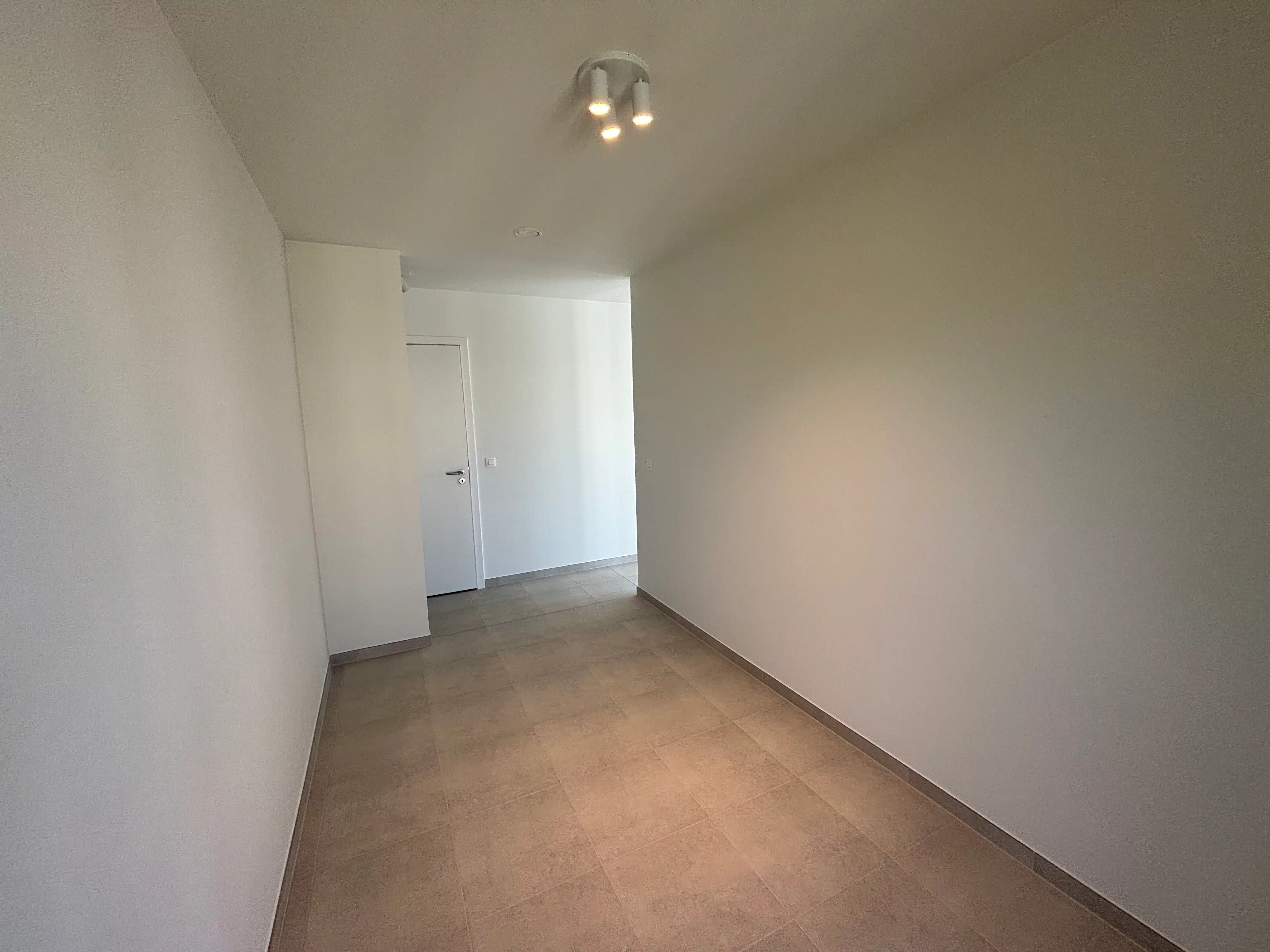 Luxe & Energiezuinig wonen: Ruim appartement (1 slpk + bureau) in Koningslo foto 12