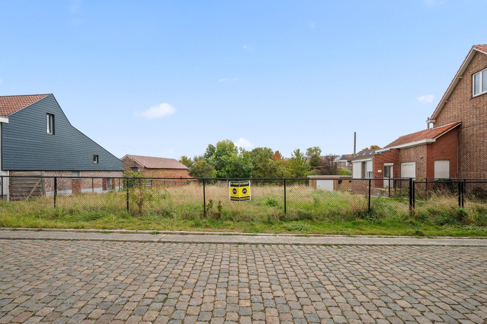 In bouwzone gelegen terrein: interessant voor investeerders! foto 23