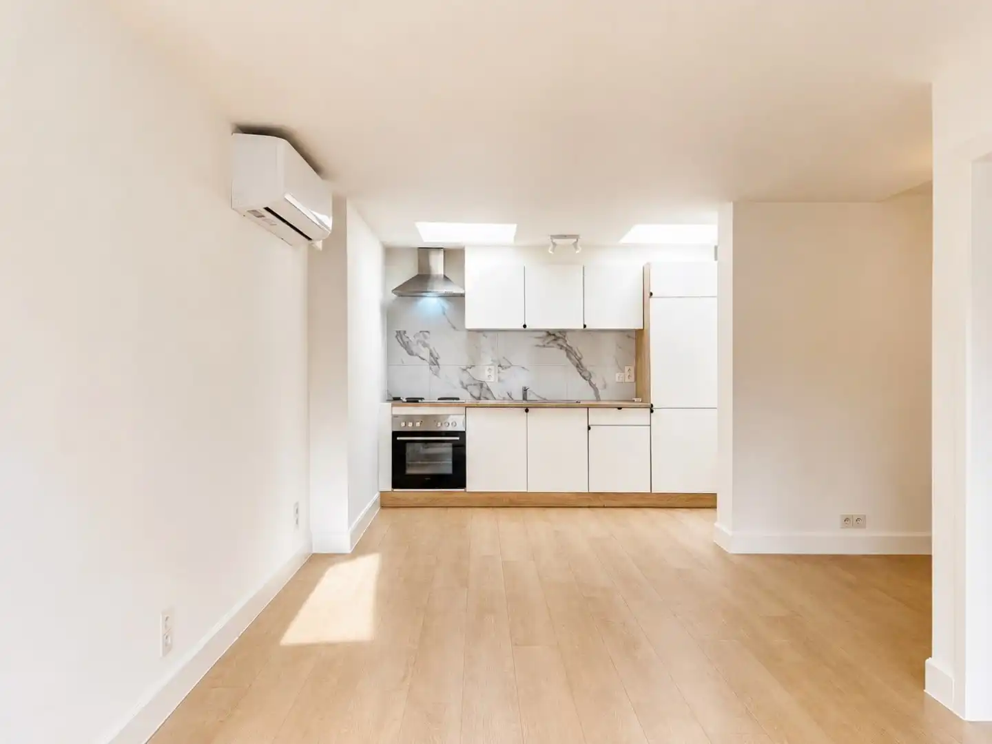 Charmante woning met 2 slaapkamers foto 4