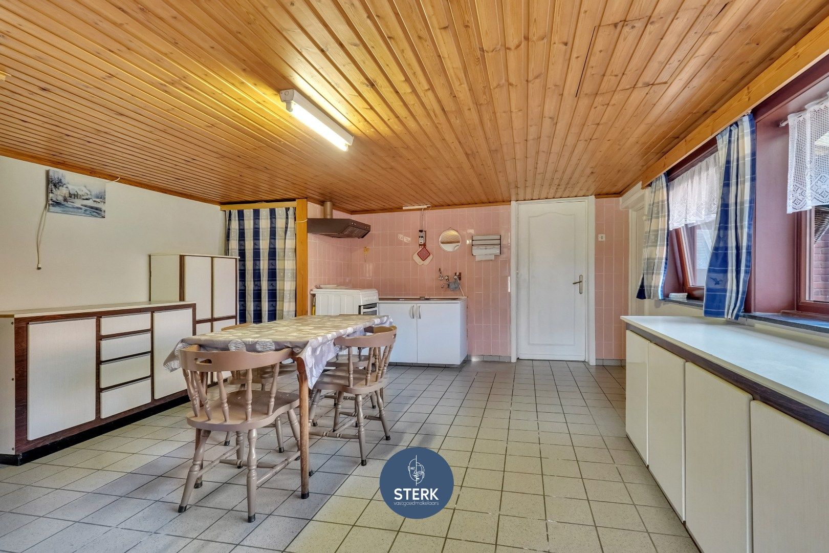 OP TE KNAPPEN GEZINSWONING AAN DE MAAS TE UIKHOVEN !  foto 10