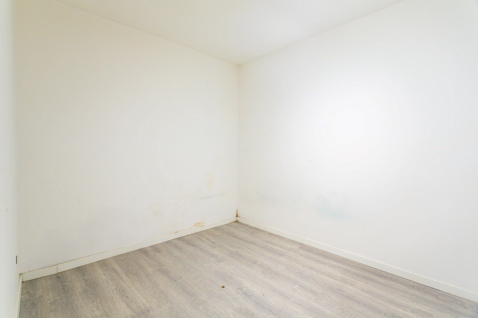 Winkelpand (ingericht als appartement) op strategische locatie foto 6