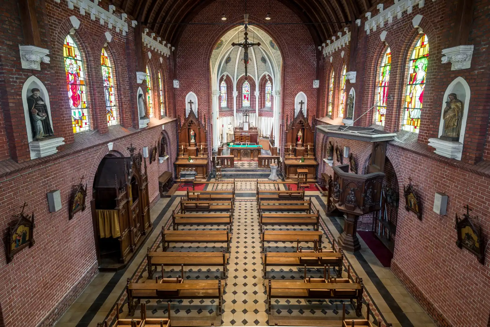 Landelijk gelegen kerk van Klein-Gelmen (Heers) foto 7