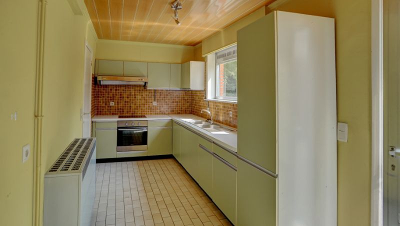 Te renoveren woning in het centrum op 6 are 87 ca foto 7