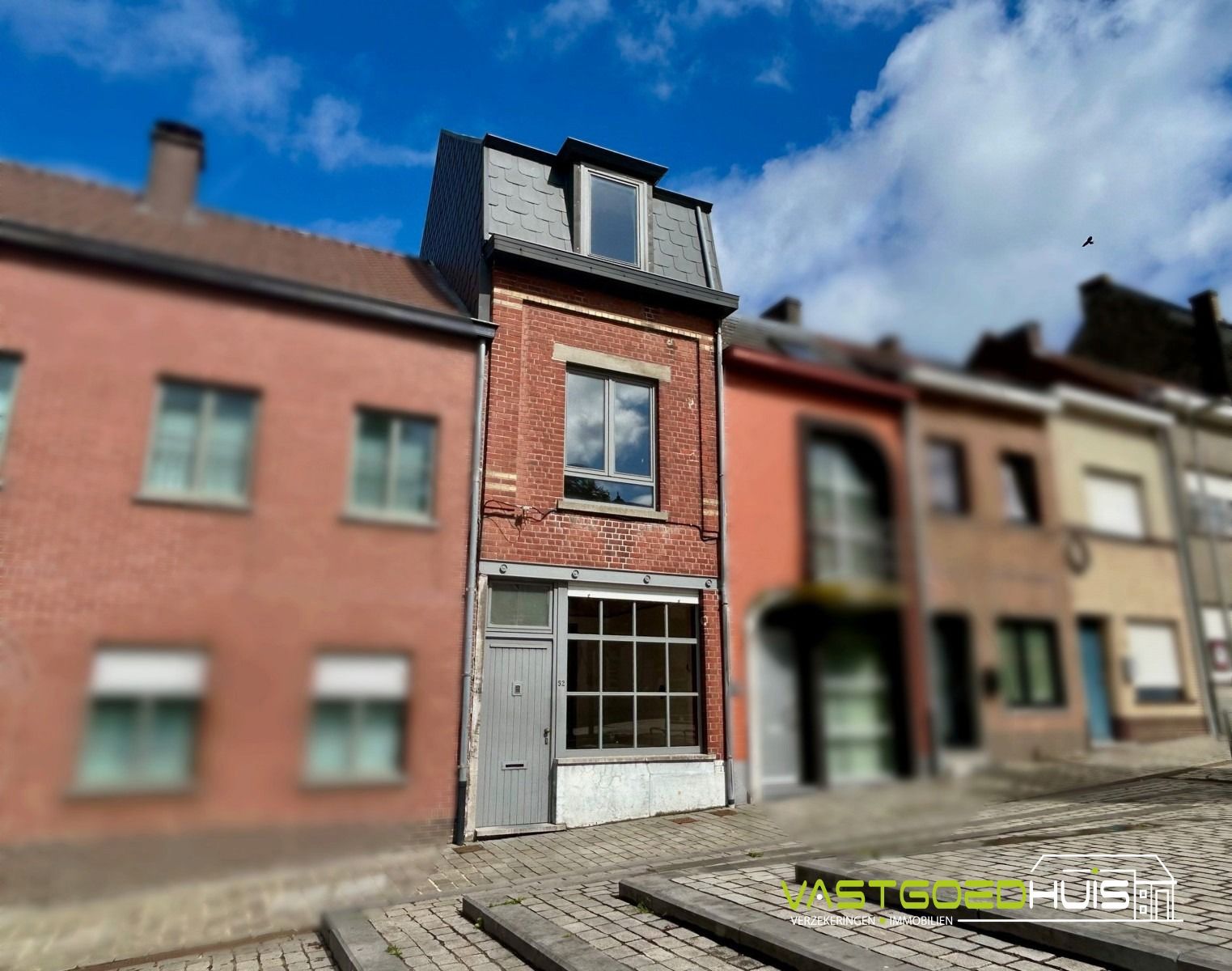 Vernieuwde stadswoning met 3 slaapkamers foto 24