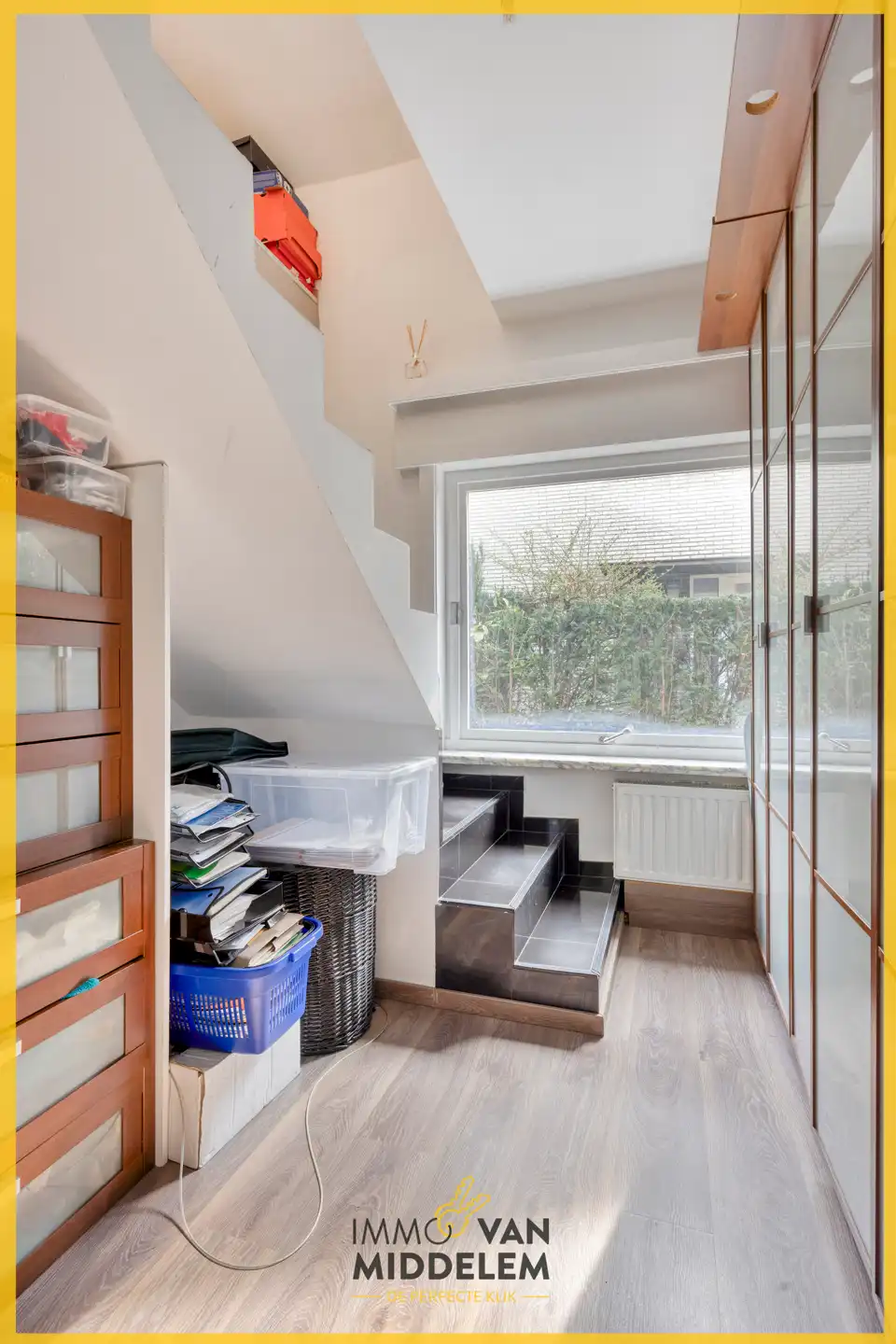 RUIME WONING MET 6 KAMERS EN GROTE TUIN foto 16