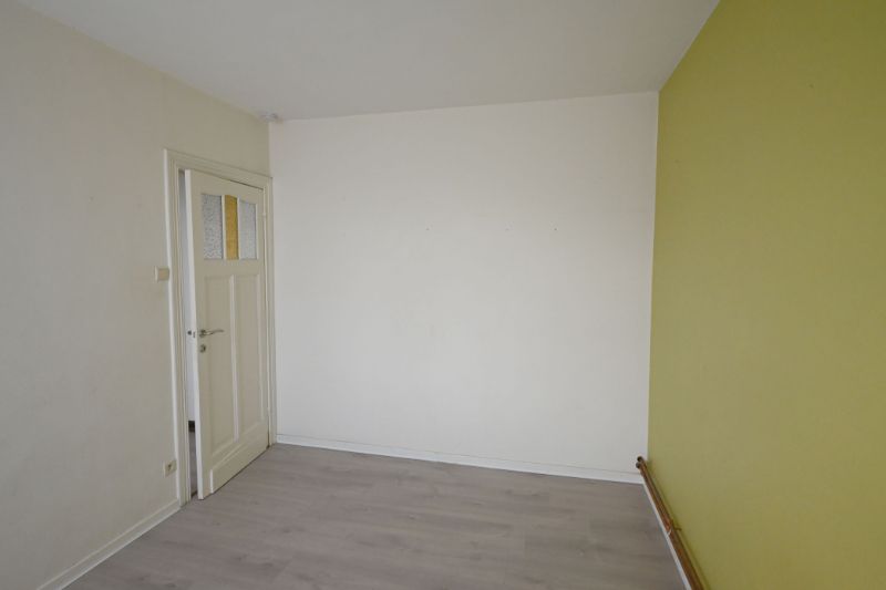 Exclusief te renoveren herenhuis met 5 slpks dit op toplocatie in het aangename Nazareth - De Pinte! foto 13