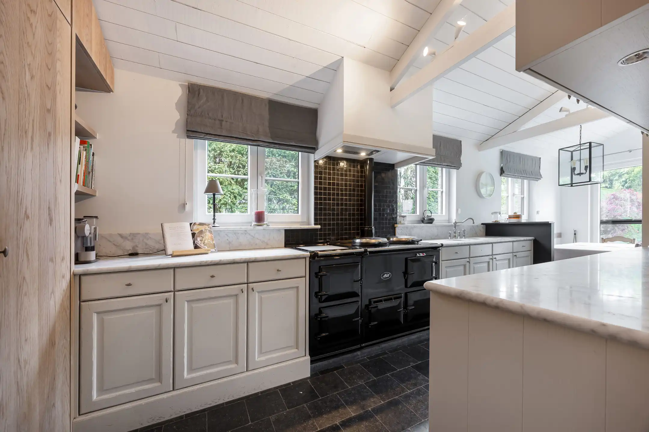 Instapklare villa met praktijkruimte  foto 9