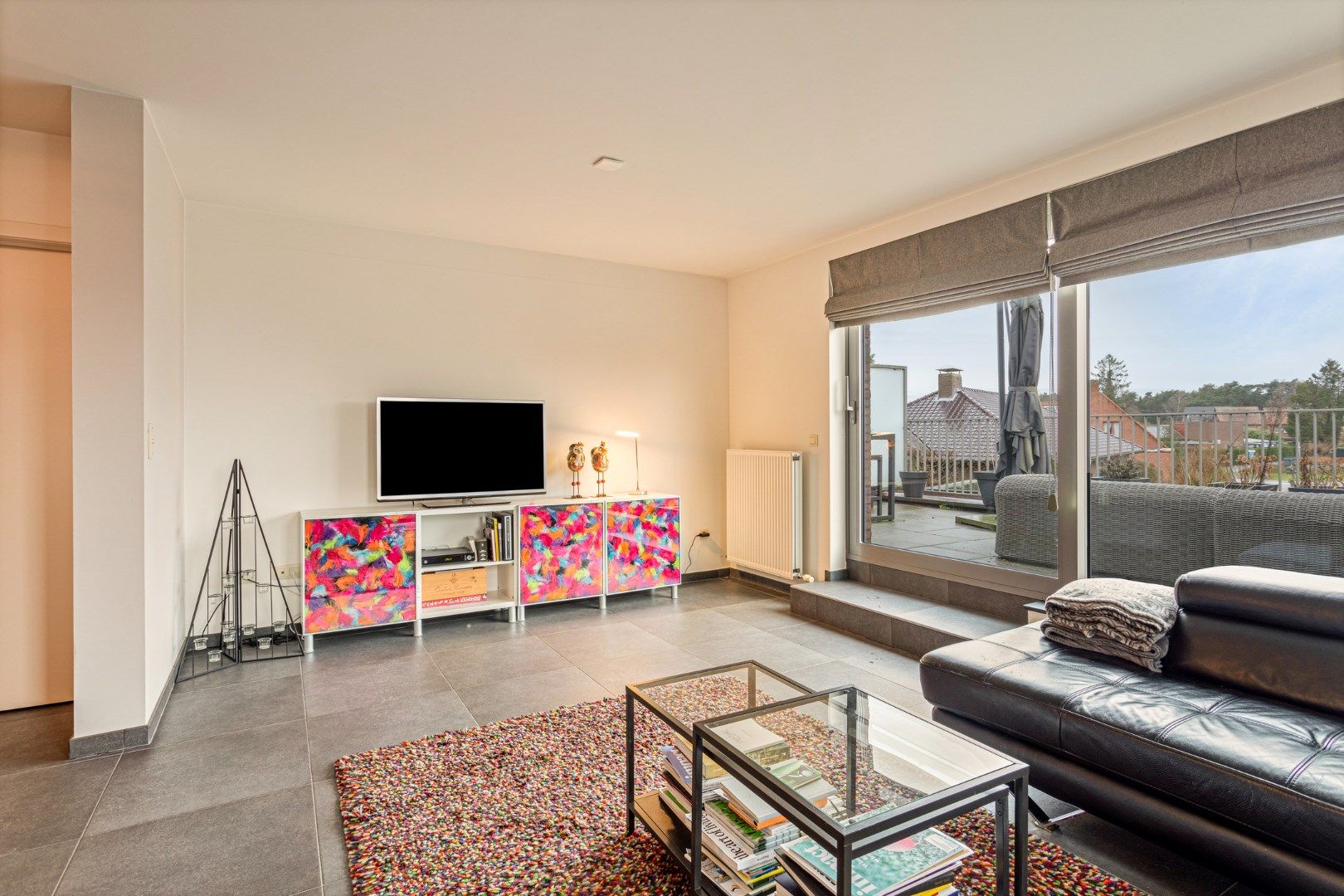 Zeer ruime & energiezuinige duplex met 4 slpks, mooi terras en garage te Ginderbuiten ! foto 8