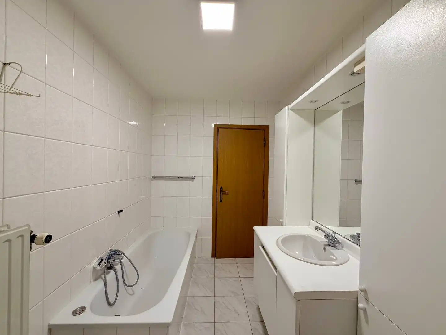 Instapklaar appartement in het centrum van Roeselare! foto 7