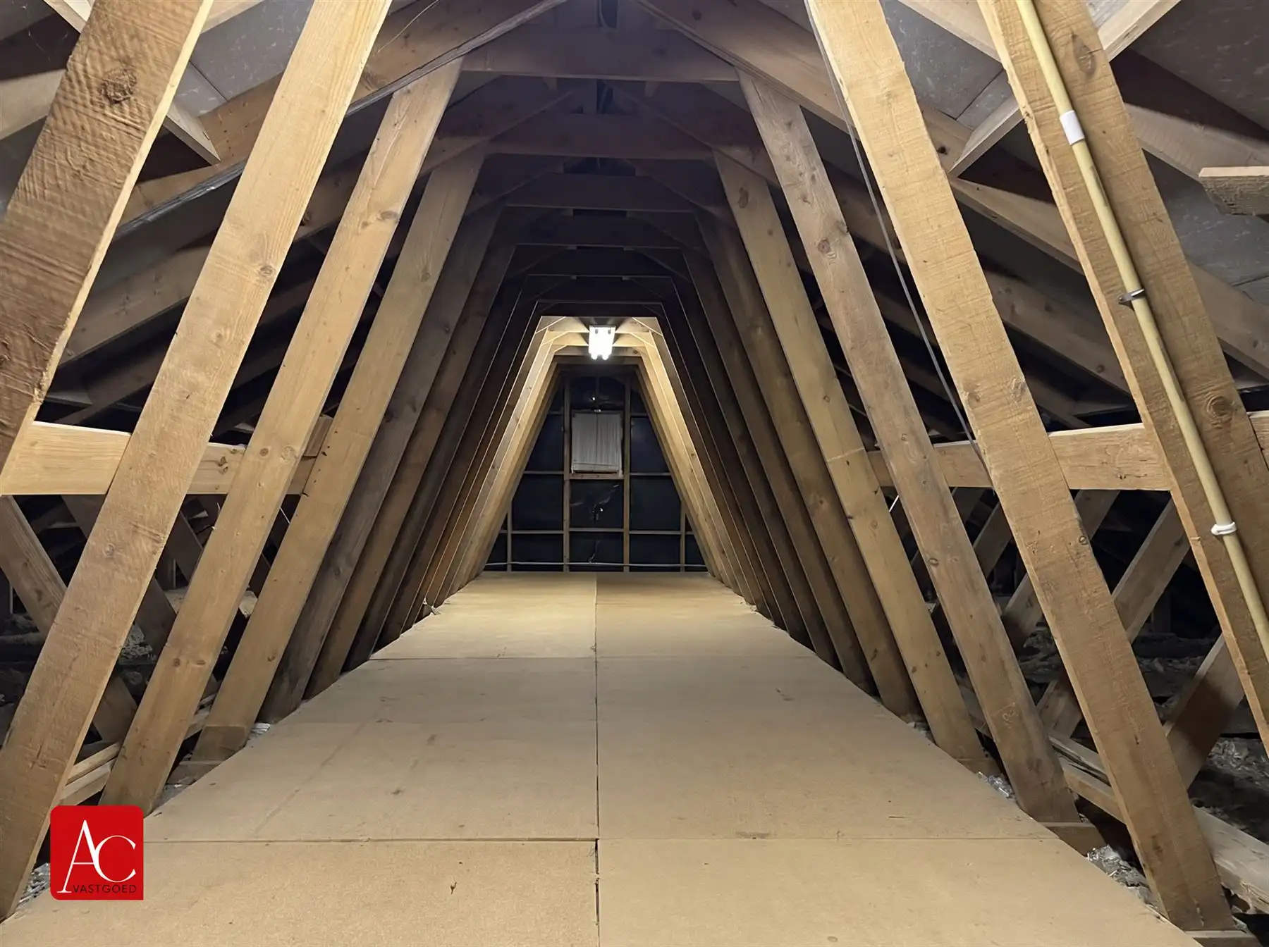 Rustig gelegen bungalow met prachtig uitzicht foto 31