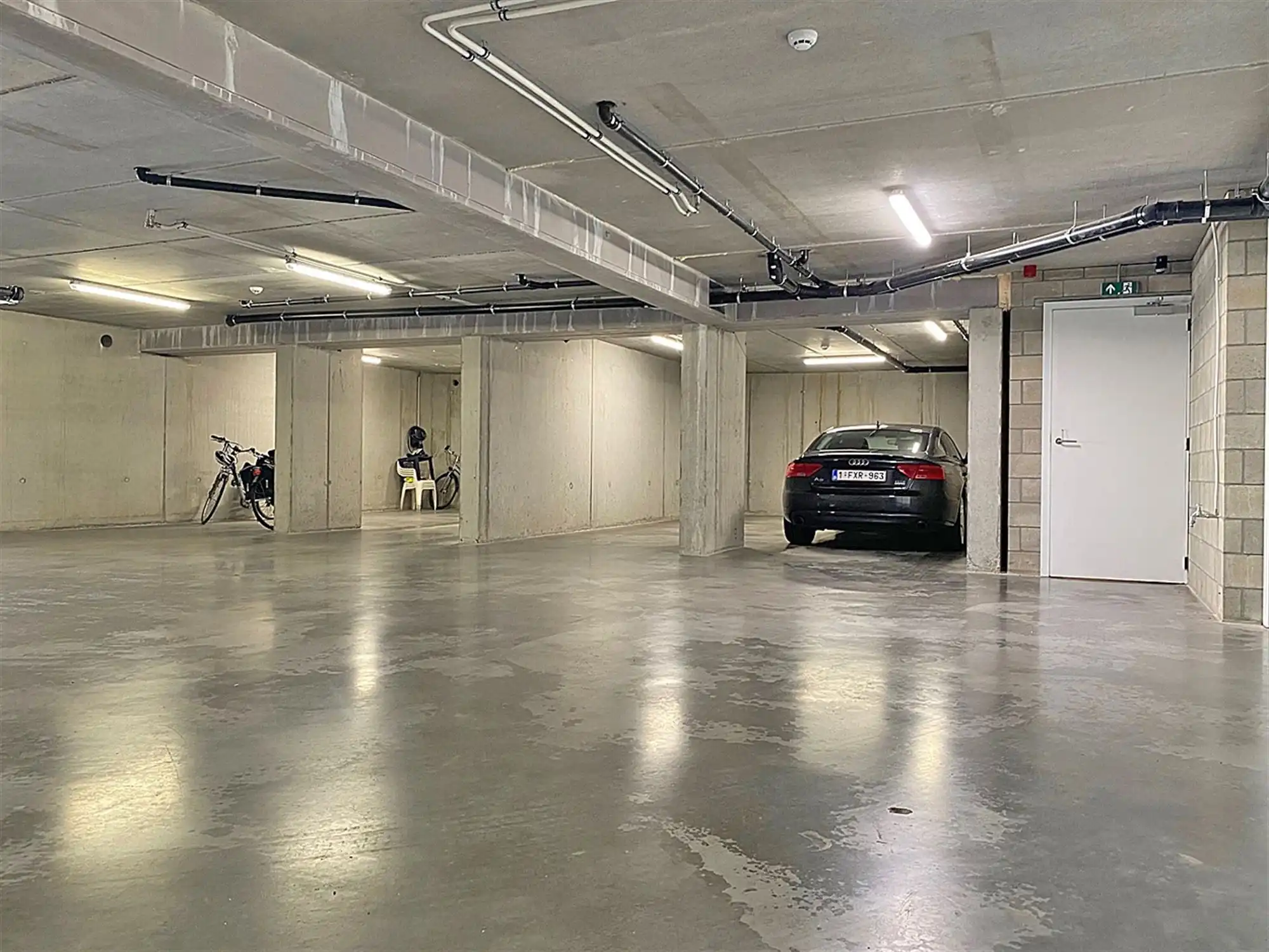 Instapklaar GELIJKVLOERS-APPARTEMENT met 2 slaapkamers, terras en ondergrondse autostaanplaats (1) & -kelder  foto 12