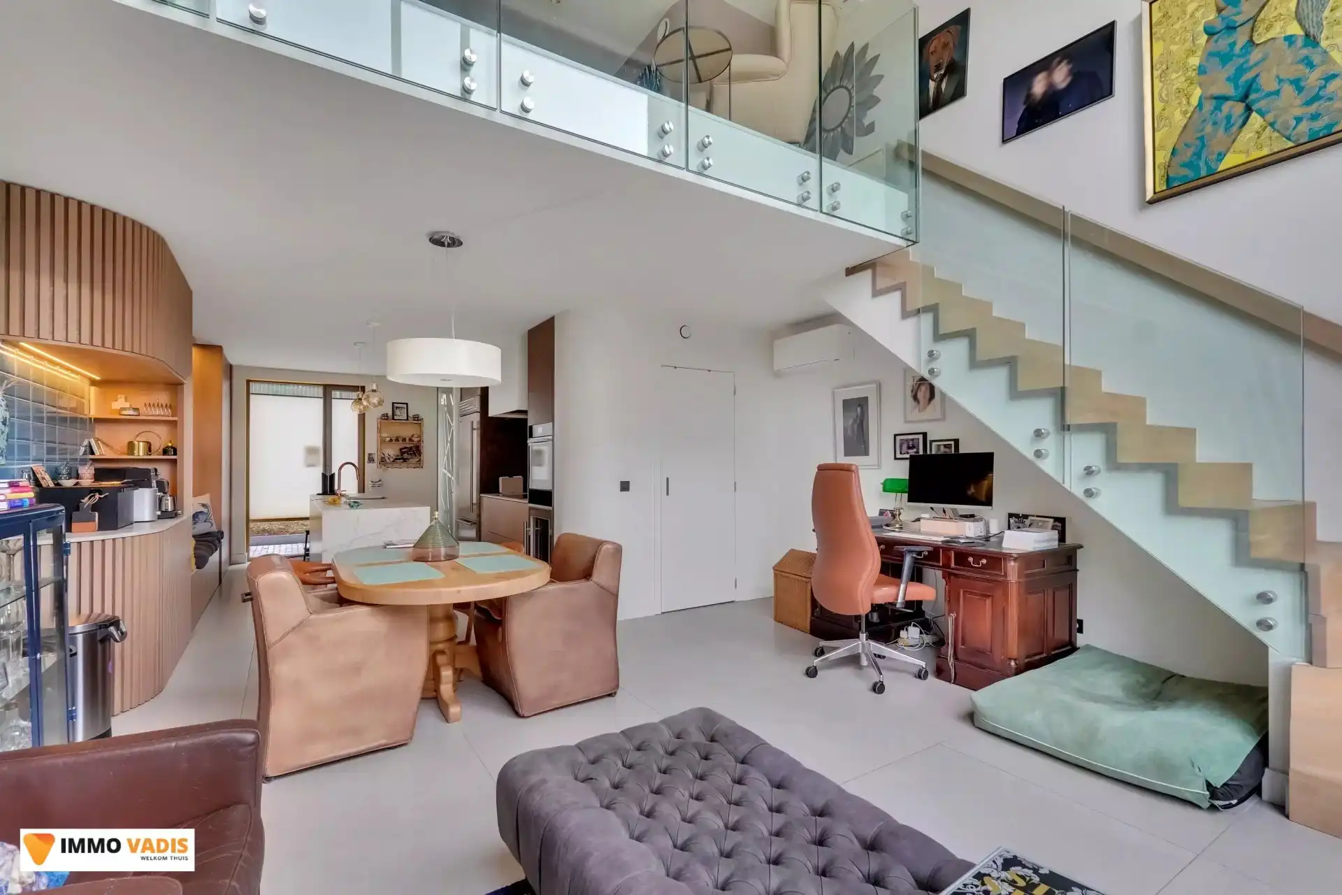 Exclusief herenhuis in Oud-Rekem foto 12