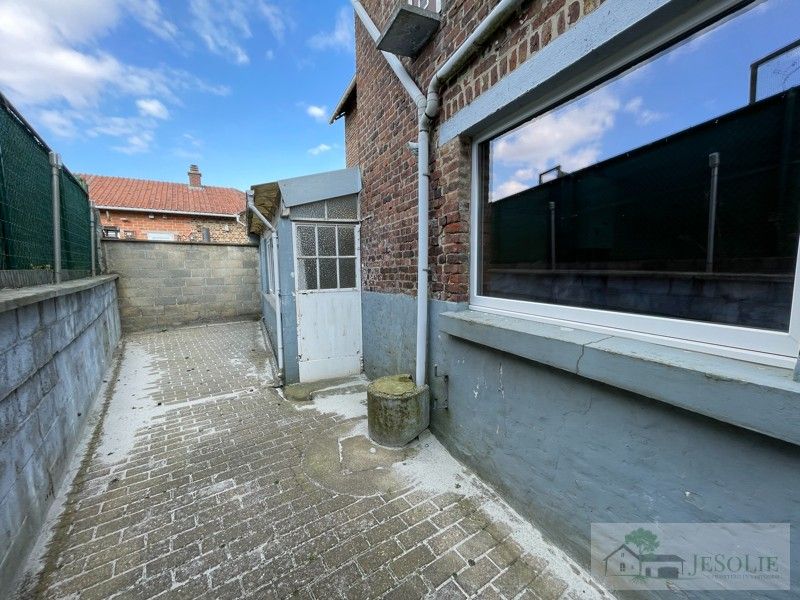 Woning - 3 kamers + veel bergruimte foto 22