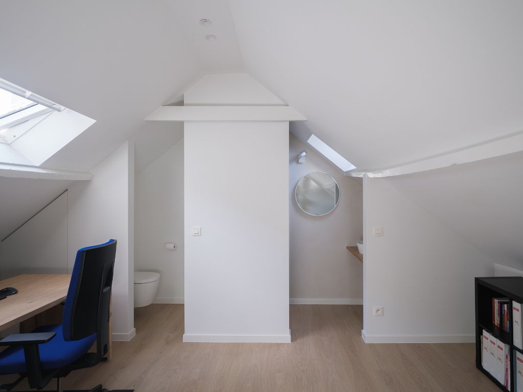 Stijlvol gerenoveerde en instapklare woning met 2 slaapkamers nabij De Visserij – Gent foto 11