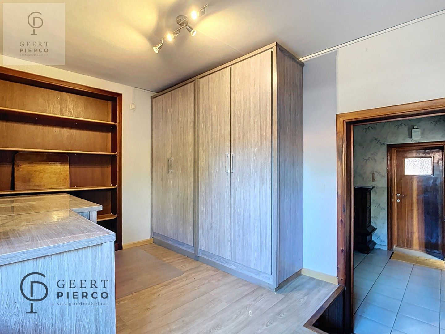 Op te frissen woning op ruim perceel midden in de natuur foto 9
