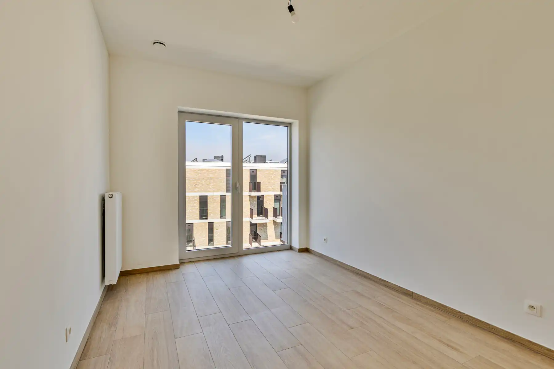 Ruim 3 slaapkamer nieuwbouw appartement met groot terras foto 6