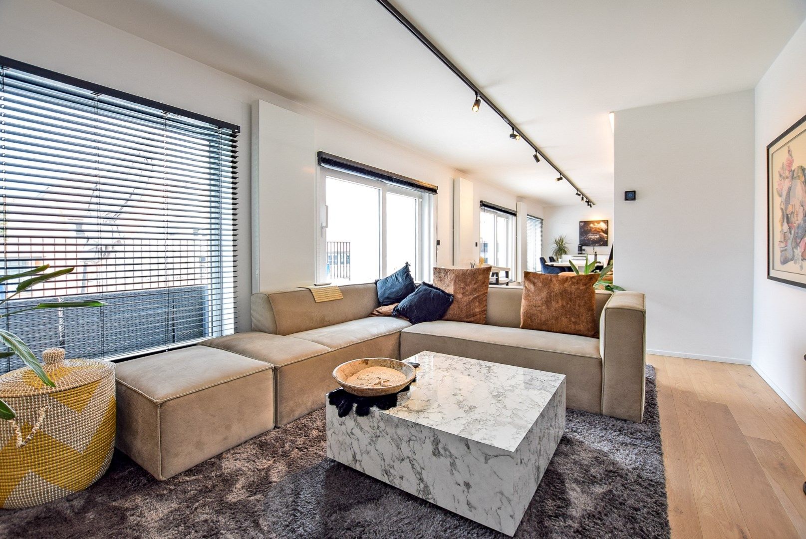Exclusief penthouse (99m²) met maar liefst 100m² dakterras te Sint-idesbald (Koksijde).  foto {{pictureIndex}}