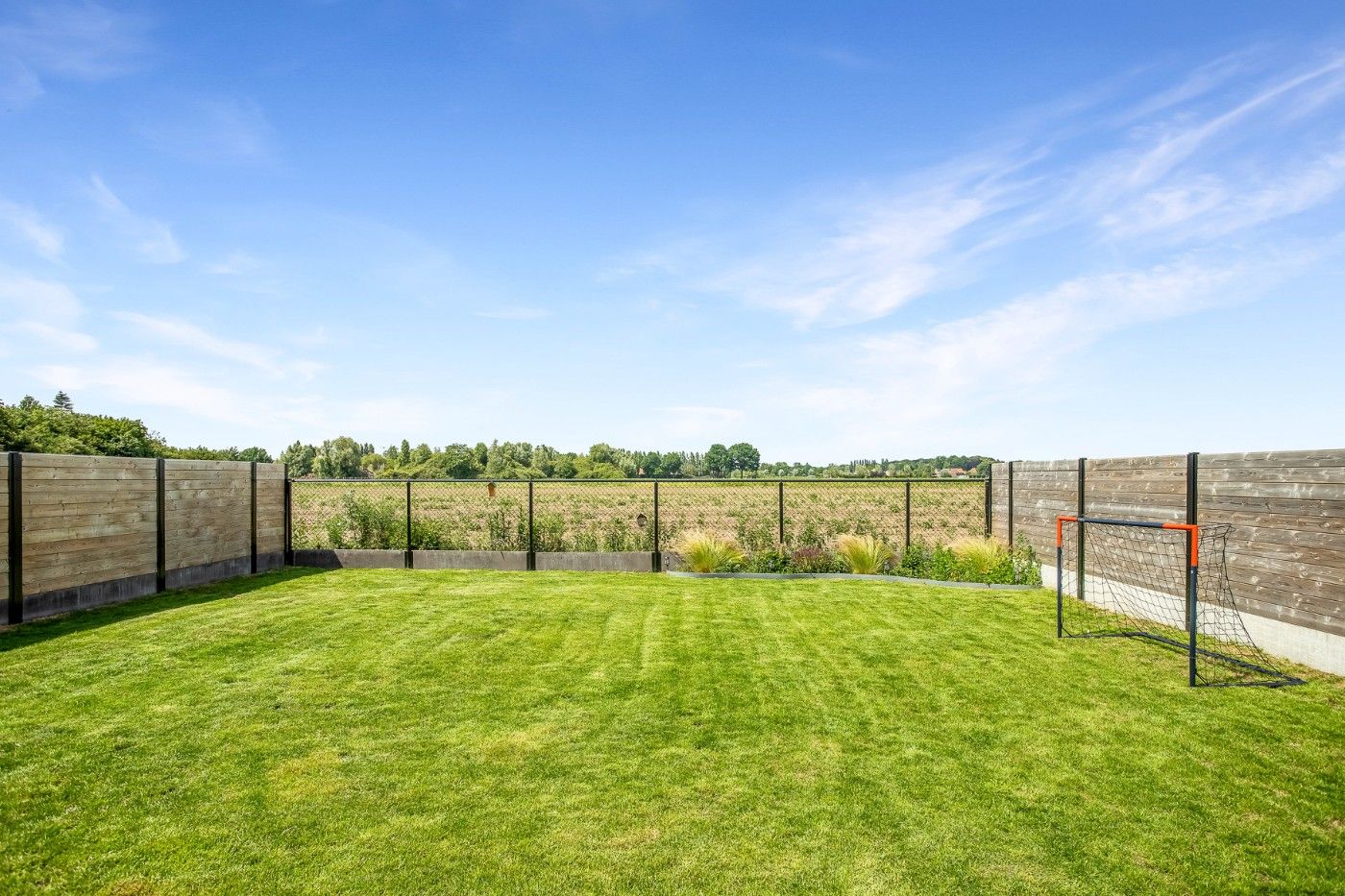 Recente, ruime HOB met 3 slpk., tuin en garage foto 31