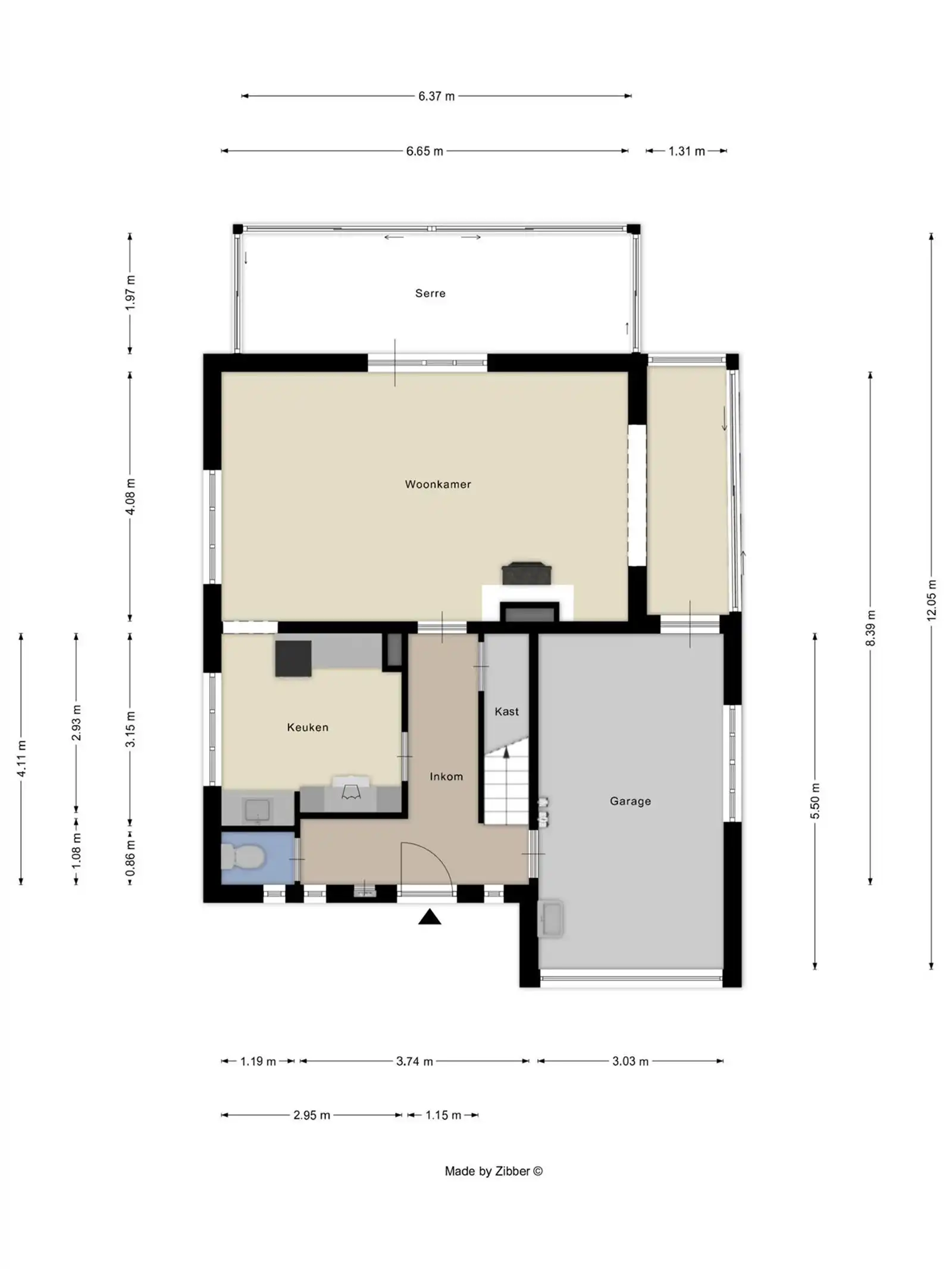 Alleenstaande woning met omringde tuin foto 3