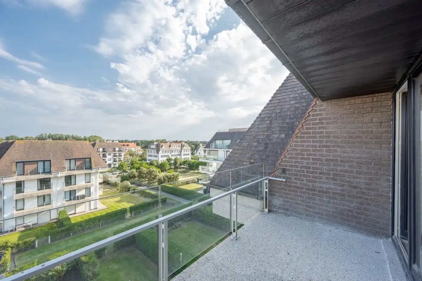 Prachtig gerenoveerd appartement op de Wandeldijk foto 22