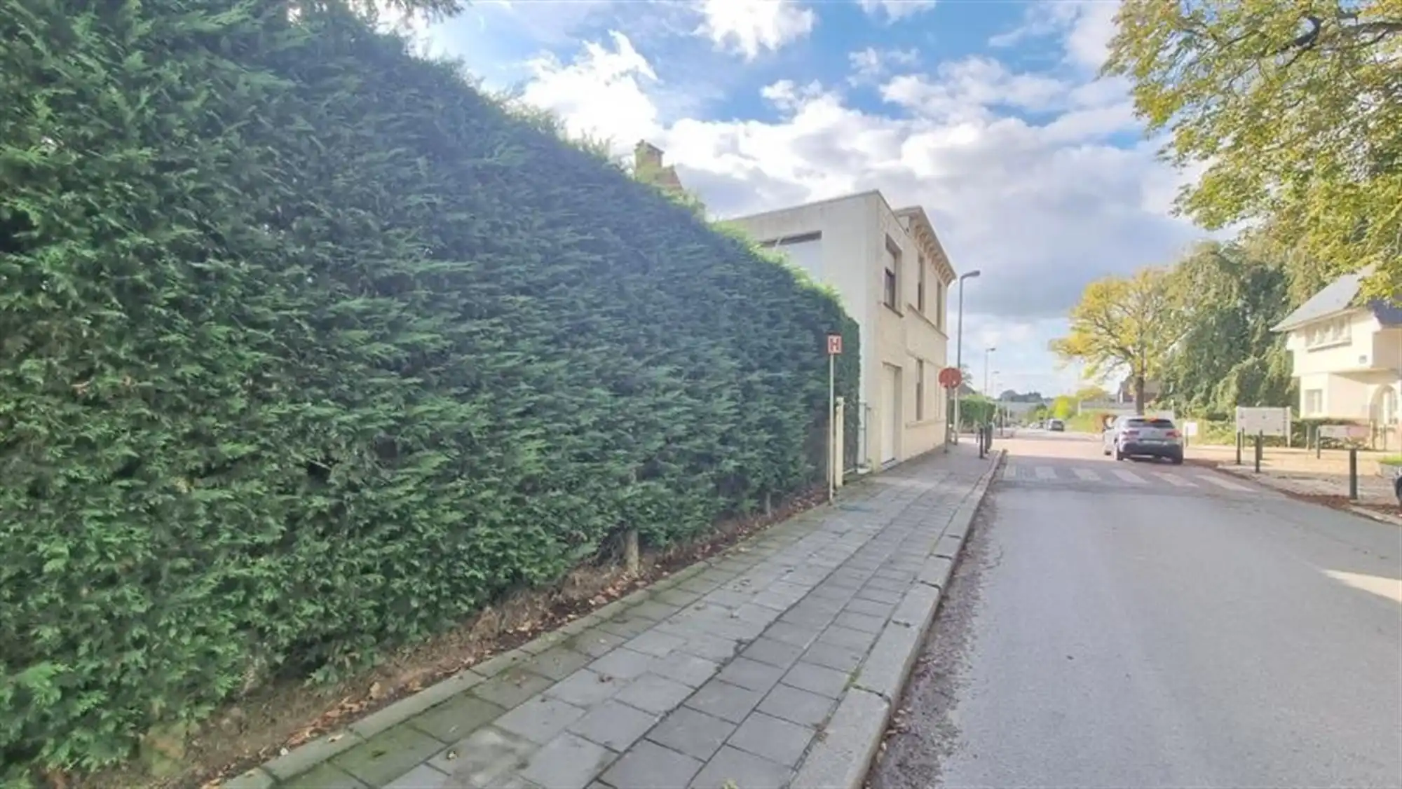 Hoofdfoto van de publicatie: Aangename 3-gevel woning met tuin