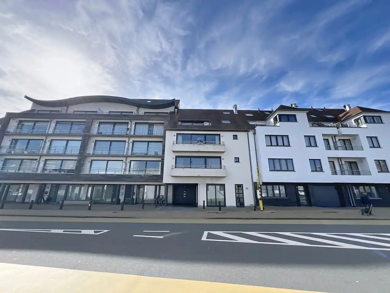 Ruim en functioneel appartement met drie slaapkamers vlakbij het Vissershuldeplein te Heist foto 33