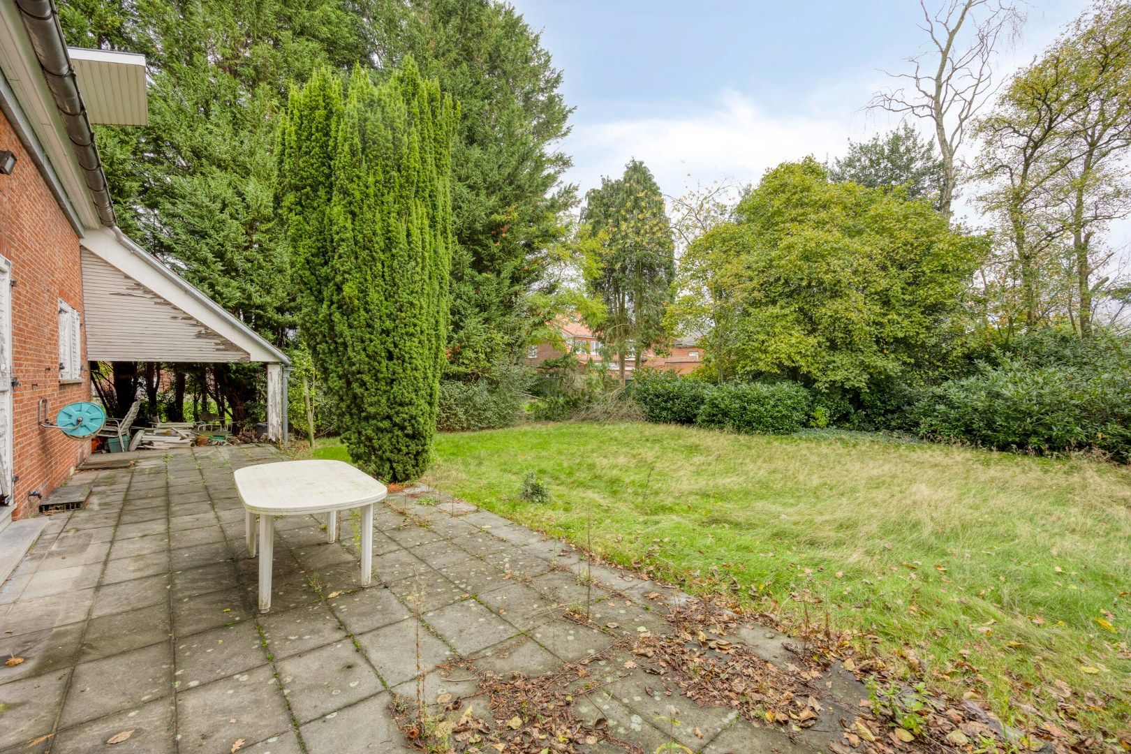 Ruime karaktervolle woning met 5 slaapkamers op een zonnig perceel van 12 are !  foto 22