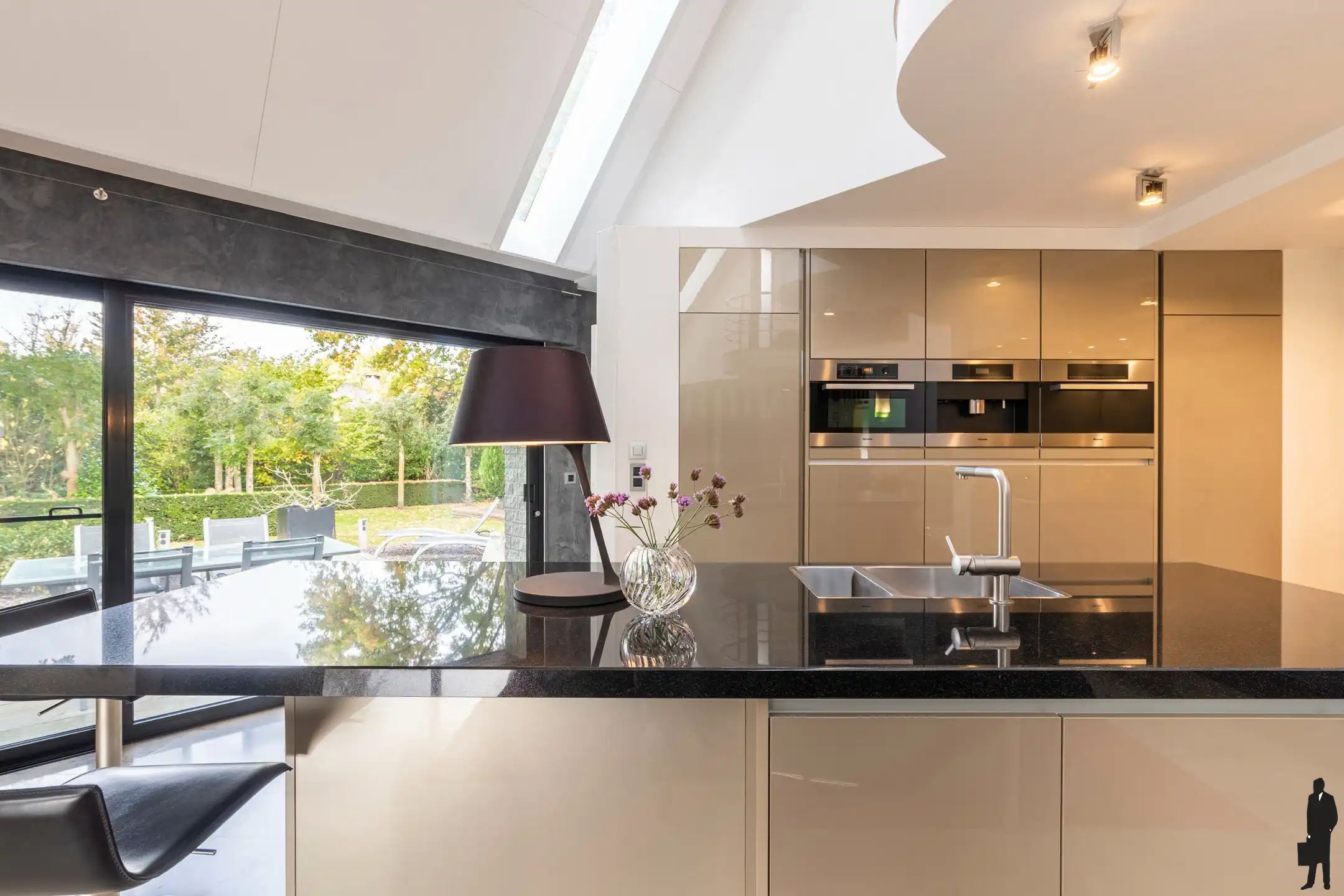 Unieke architectenvilla op 2.110m² in 'Vogeltjeswijk' Retie foto 6