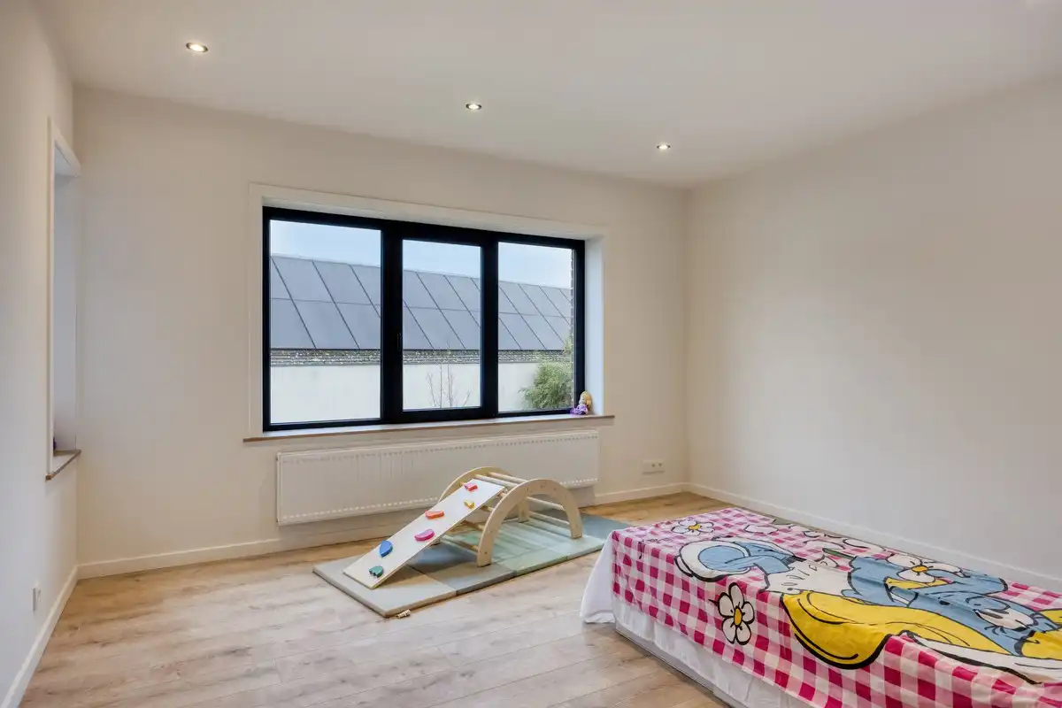 Energiezuinige, volledig gerenoveerde woning met 3 slaapkamers in Ninove foto 17