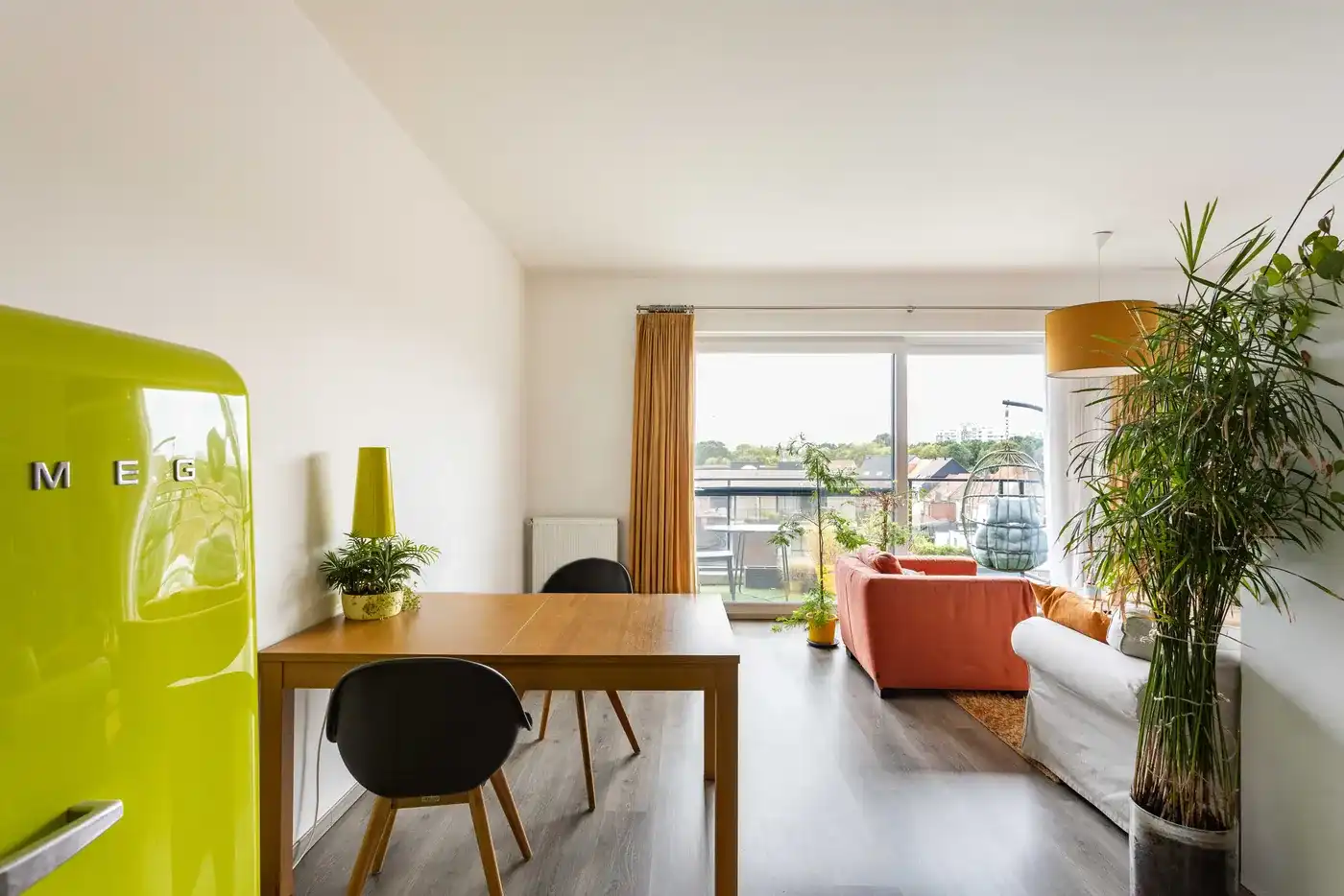 Instapklaar appartement met zuidgericht terras en staanplaats in centrum Kortrijk foto 3