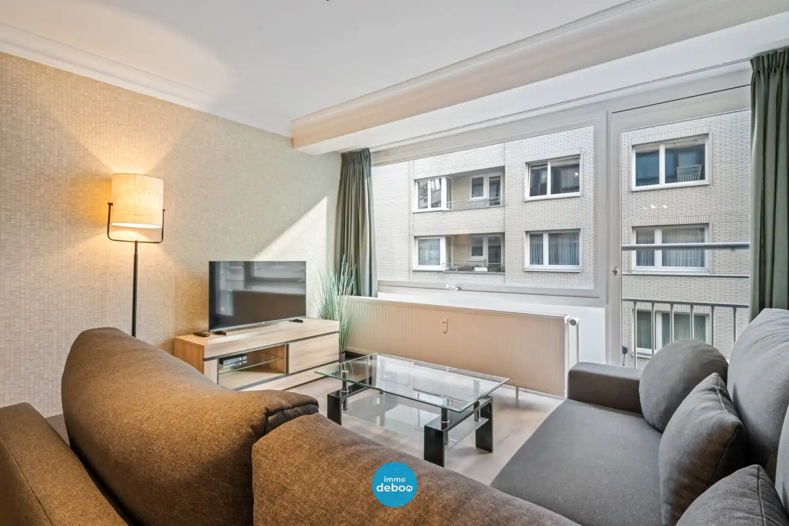 Gerenoveerd appartement met zonnig terras vlakbij centrum & zee foto 7