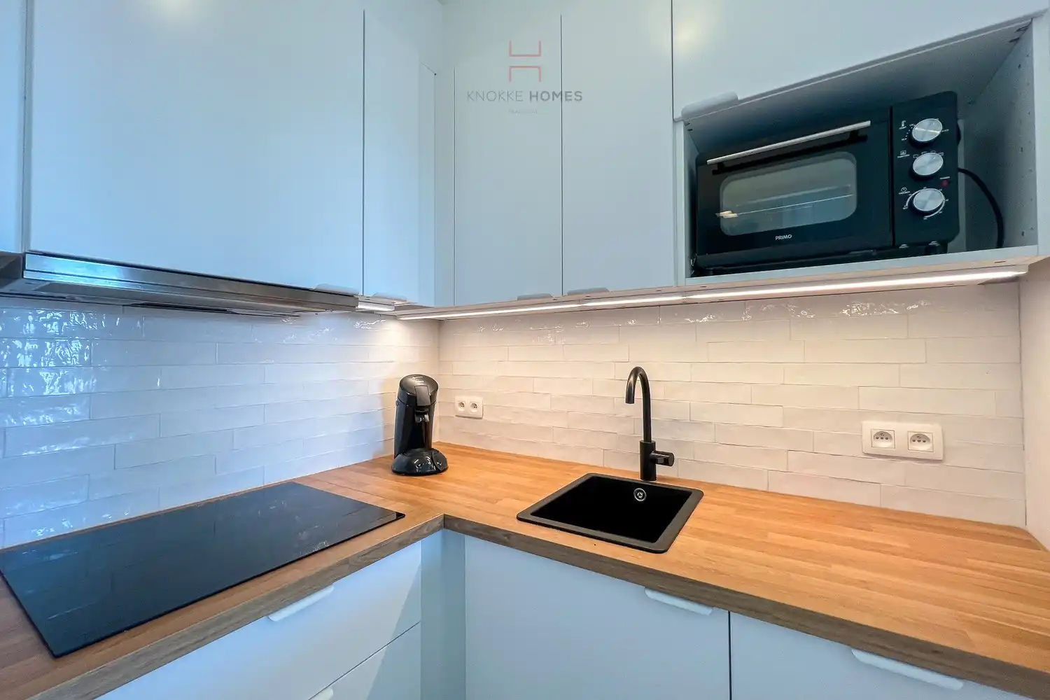 Ruim penthouseappartement met 1 slaapkamer en extra slaaphoek, verkoop van multi-eigendom foto 8