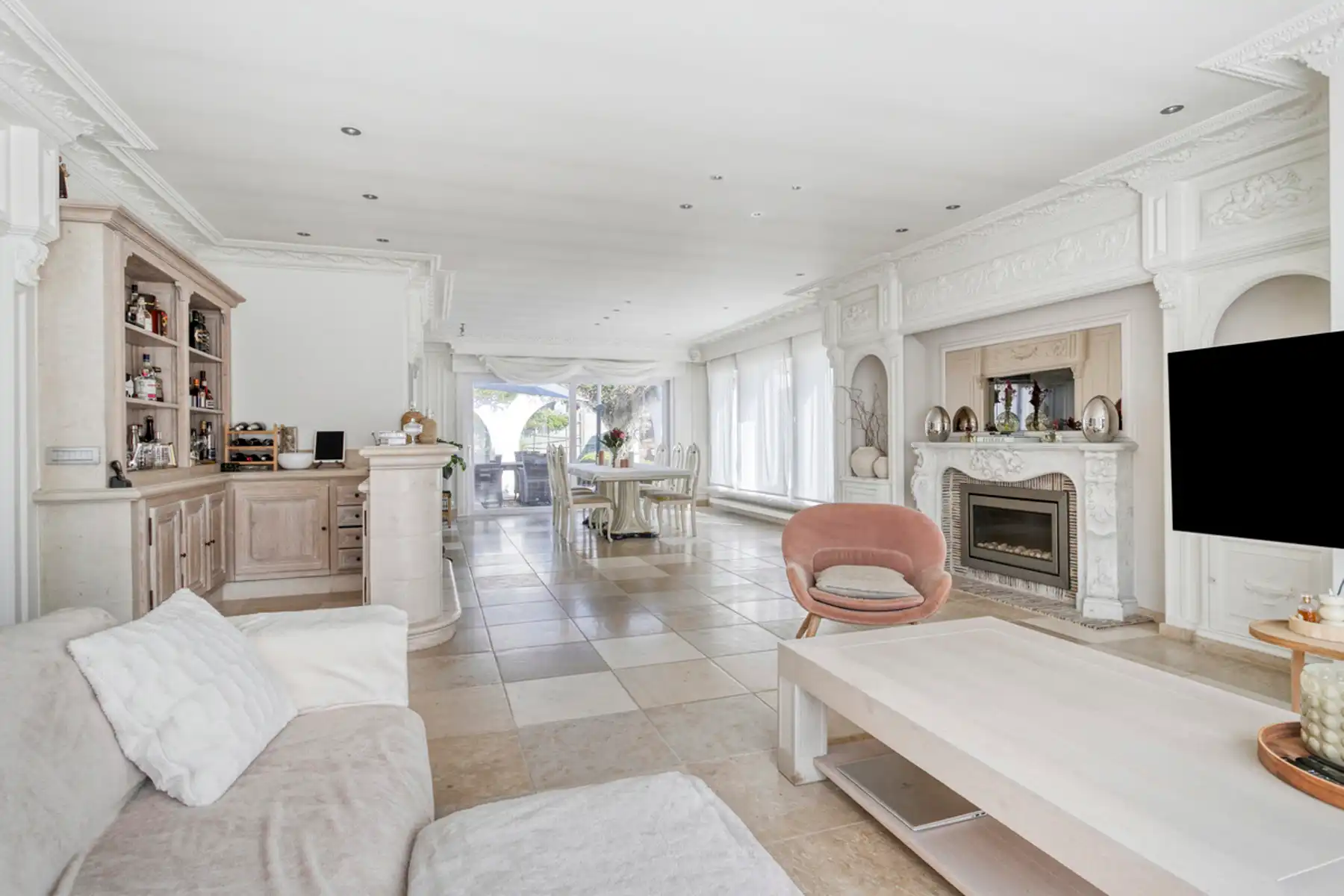 Charmante gelijkvloers villa op 't Hoge! foto 6