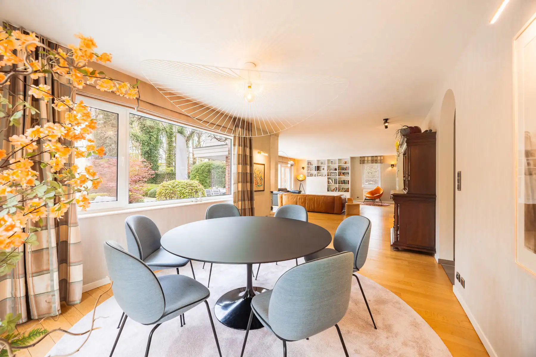 Prachtige villa op een toplocatie in het groen foto 5