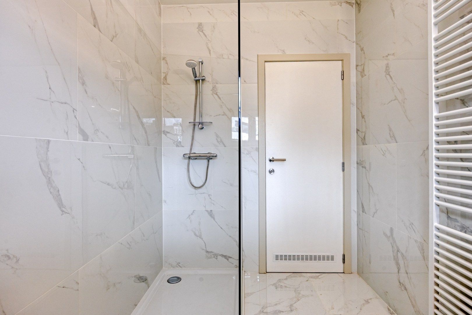 Zonnig appartement met ruime slaapkamers en groot terras vlakbij Leuven - EPC 221 kWh/m² - bewoonbare oppervlakte 99 m²     foto 16