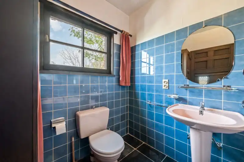 Te renoveren vrijstaande woning met prachtig uitzicht in natuurgebied  foto 15