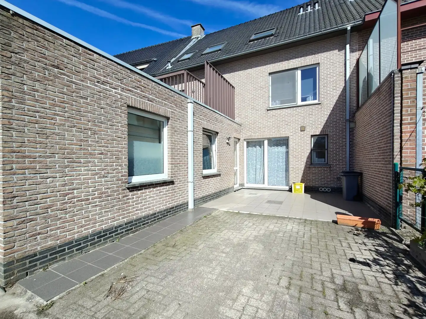 Gelijkvloers appartement met twee slaapkamers en autostaanplaats in Lokeren foto 7