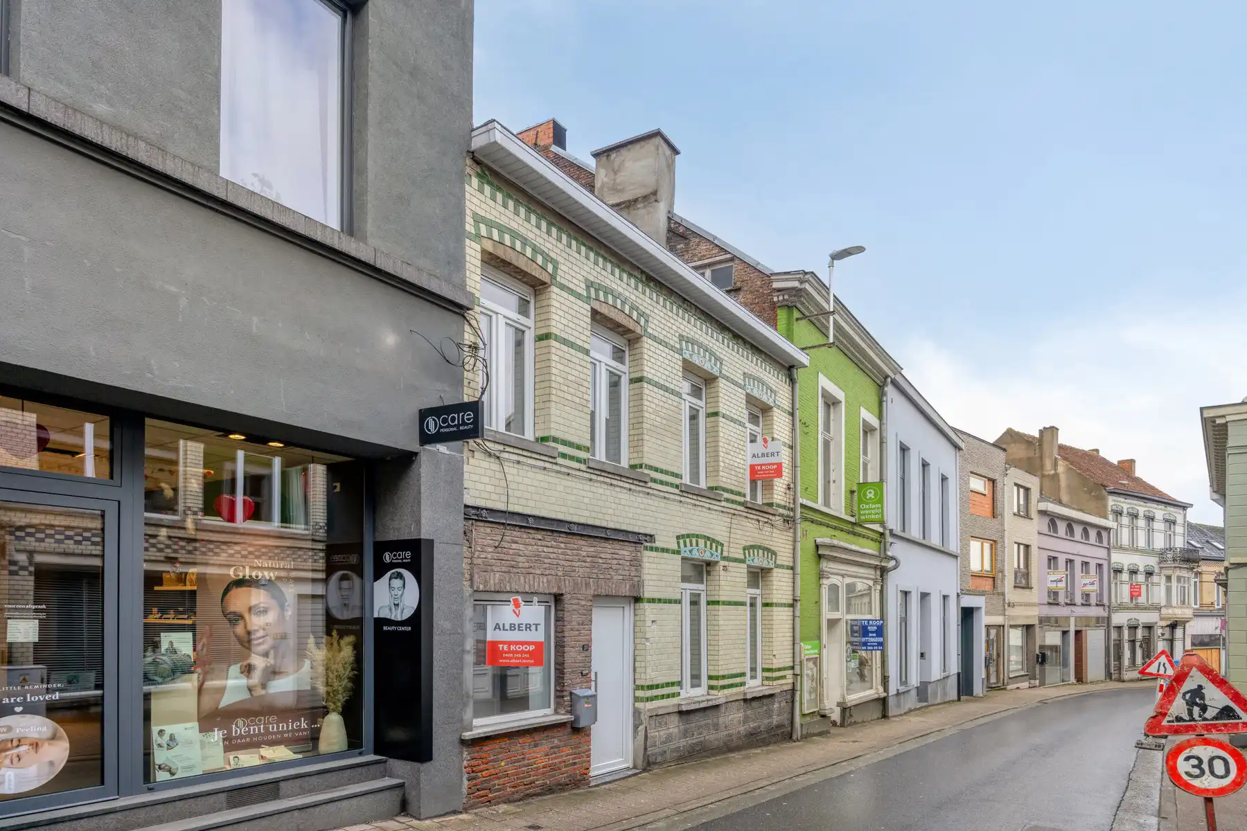 Instapklare woning met 4 slaapkamers in centrum Wetteren  foto 18