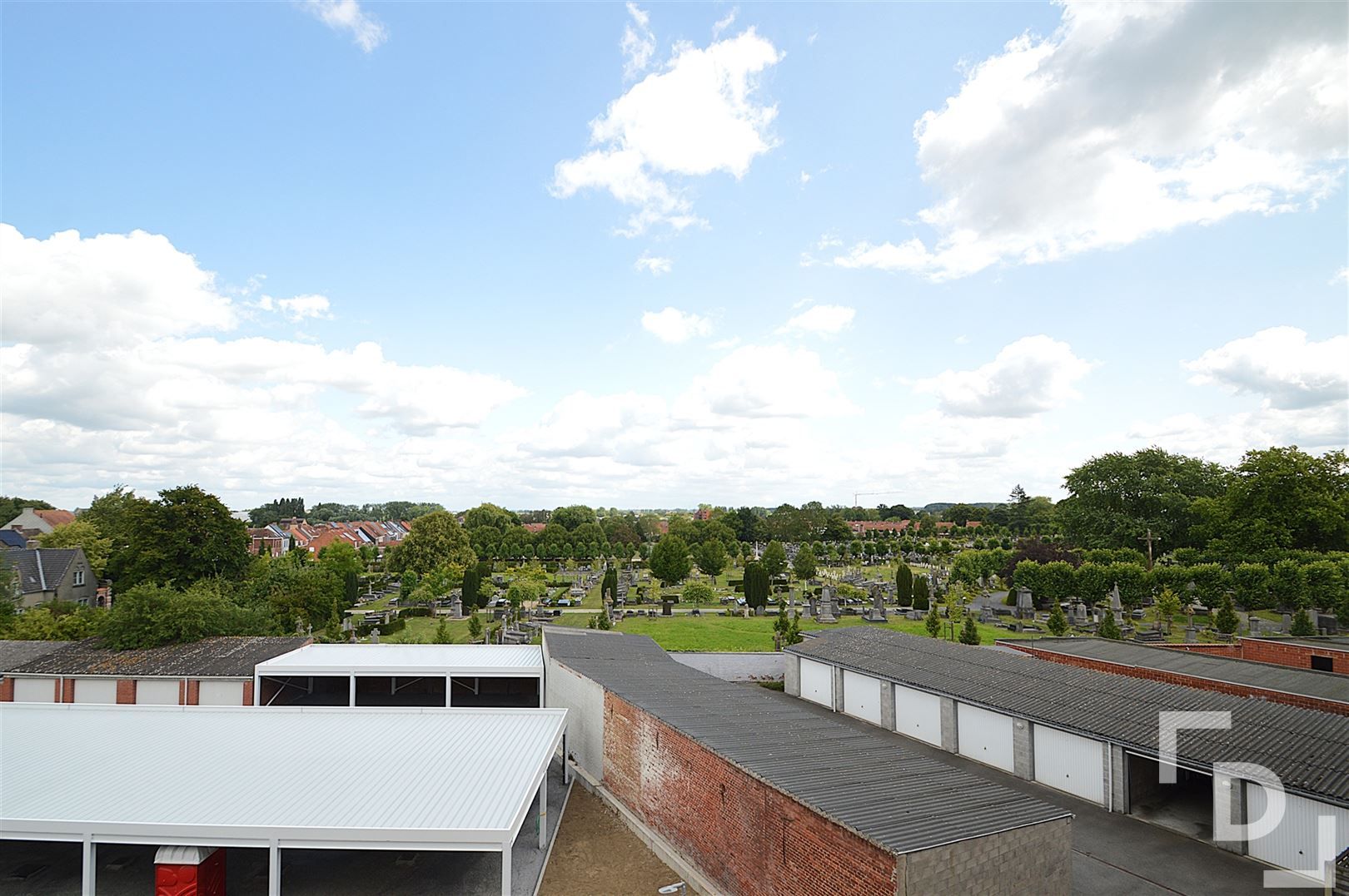 Nieuwbouwappartement met carport te huur te Ieper foto 17