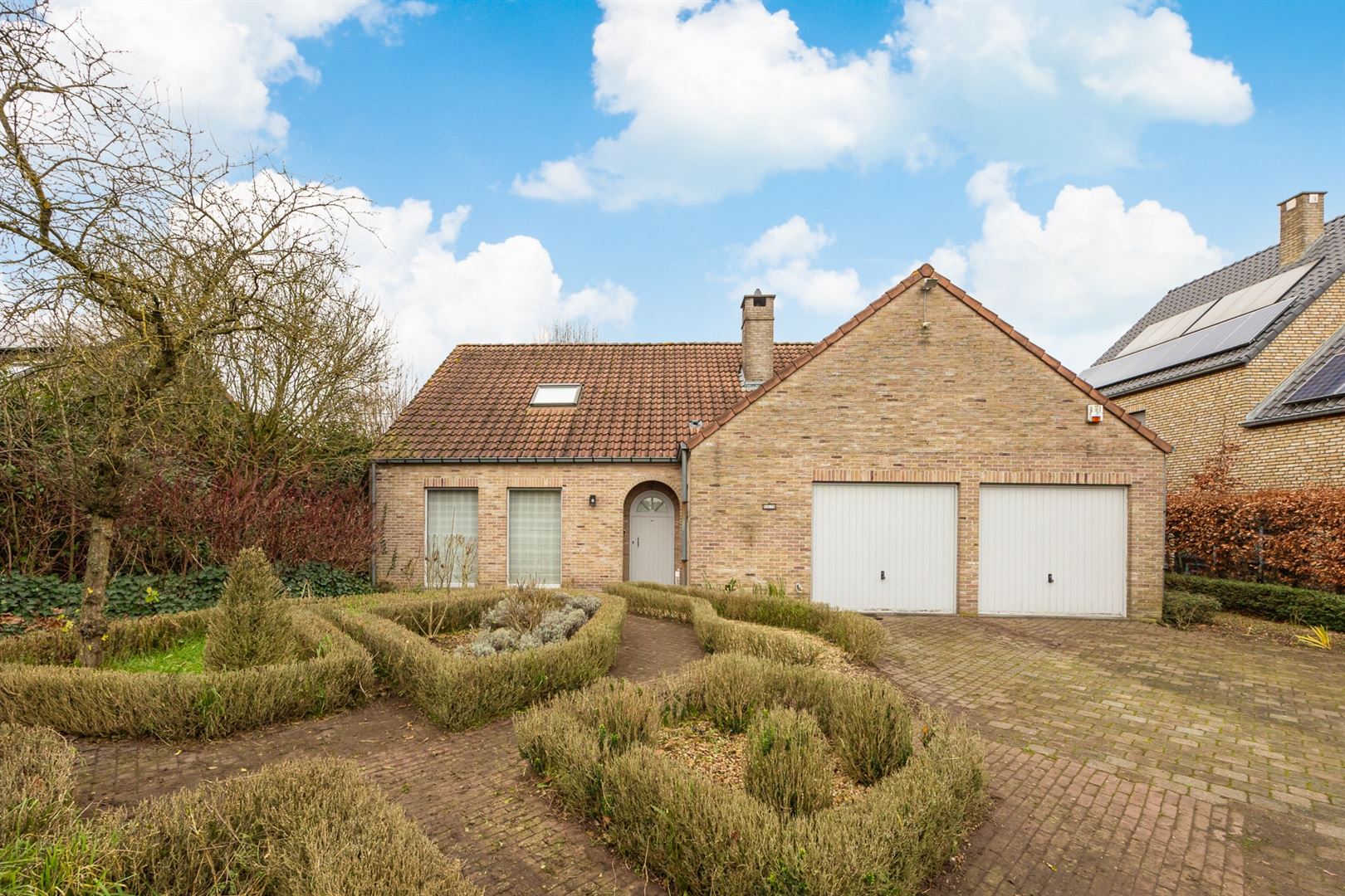 Riante woning met 5 slaapkamers, 2 badkamers en zicht op weiland.  foto 27