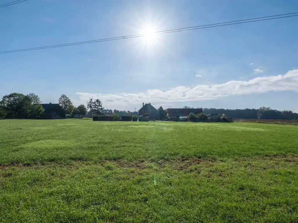 Landelijk gelegen vrijstaande woning op een riant perceel foto 13