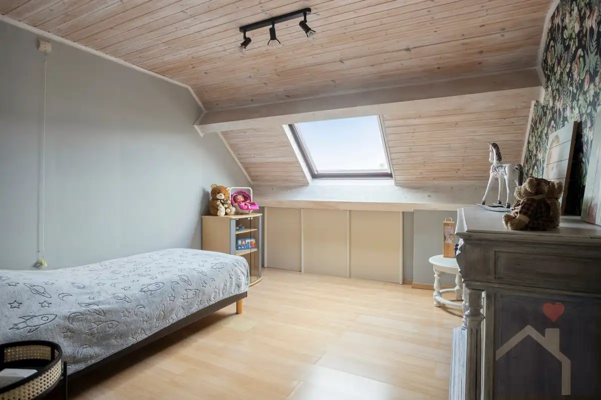 Verrassend ruime, vrijstaande kangoeroewoning met meer dan 300 m² bewoonbare oppervlakte in Rummen! foto 23