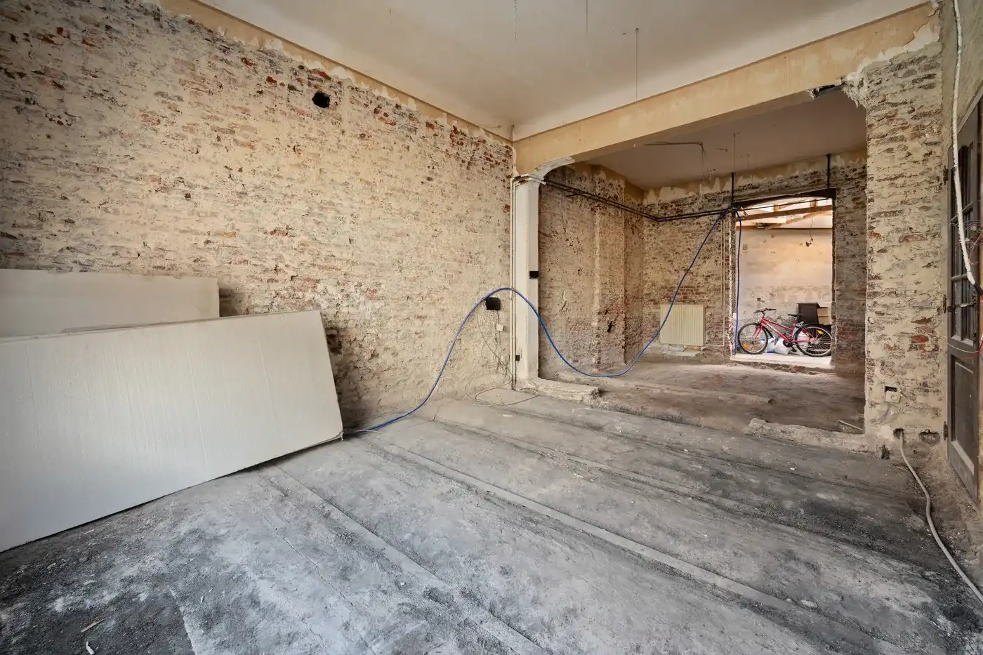 Ruime woning met 3 slpks, 2 badks en tuin foto 19