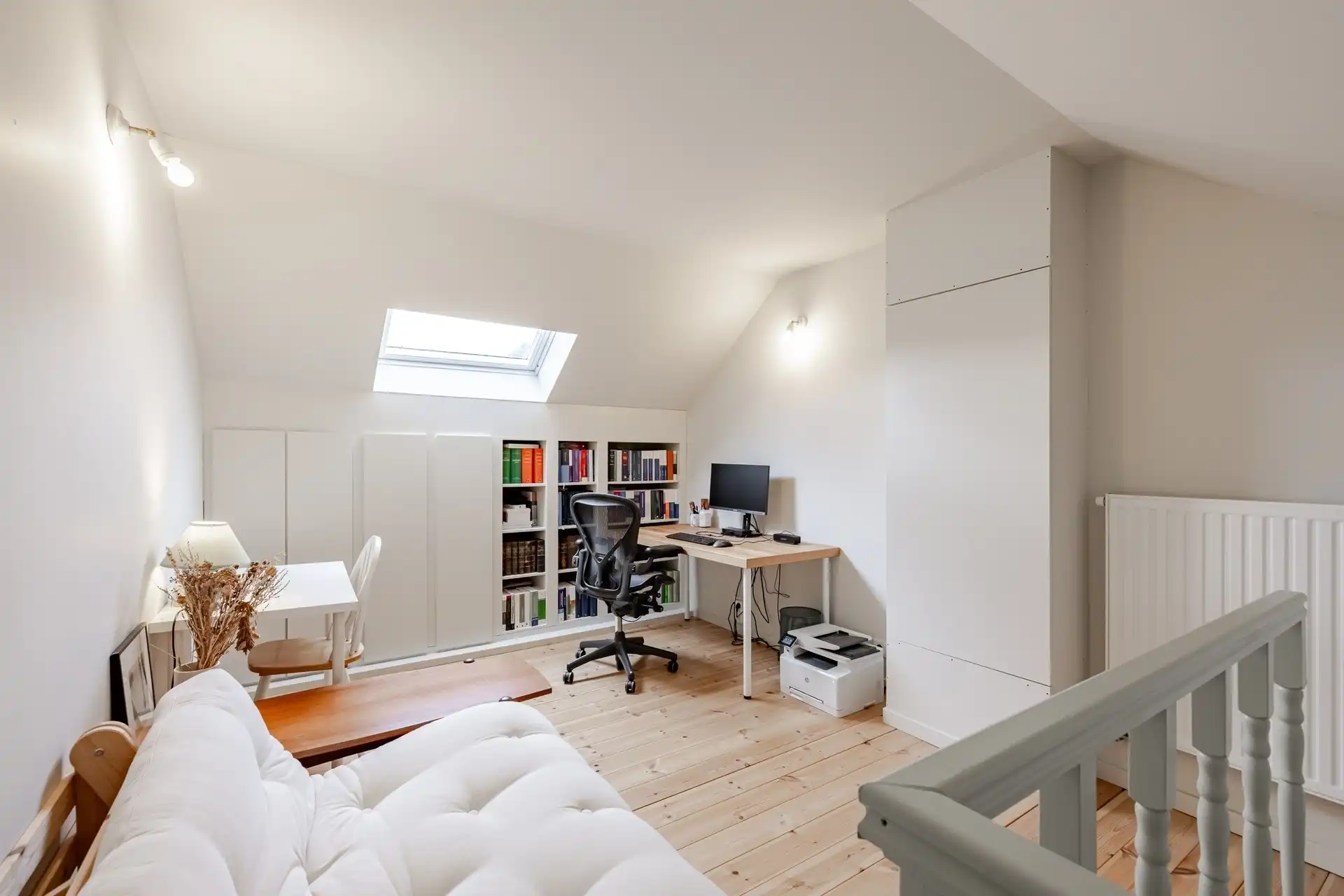 Fijne instapklare rijwoning in centrum Wetteren foto 25